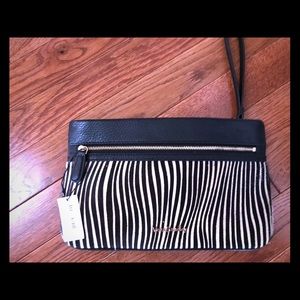 Vera Bradley NWT MIA Wristlet